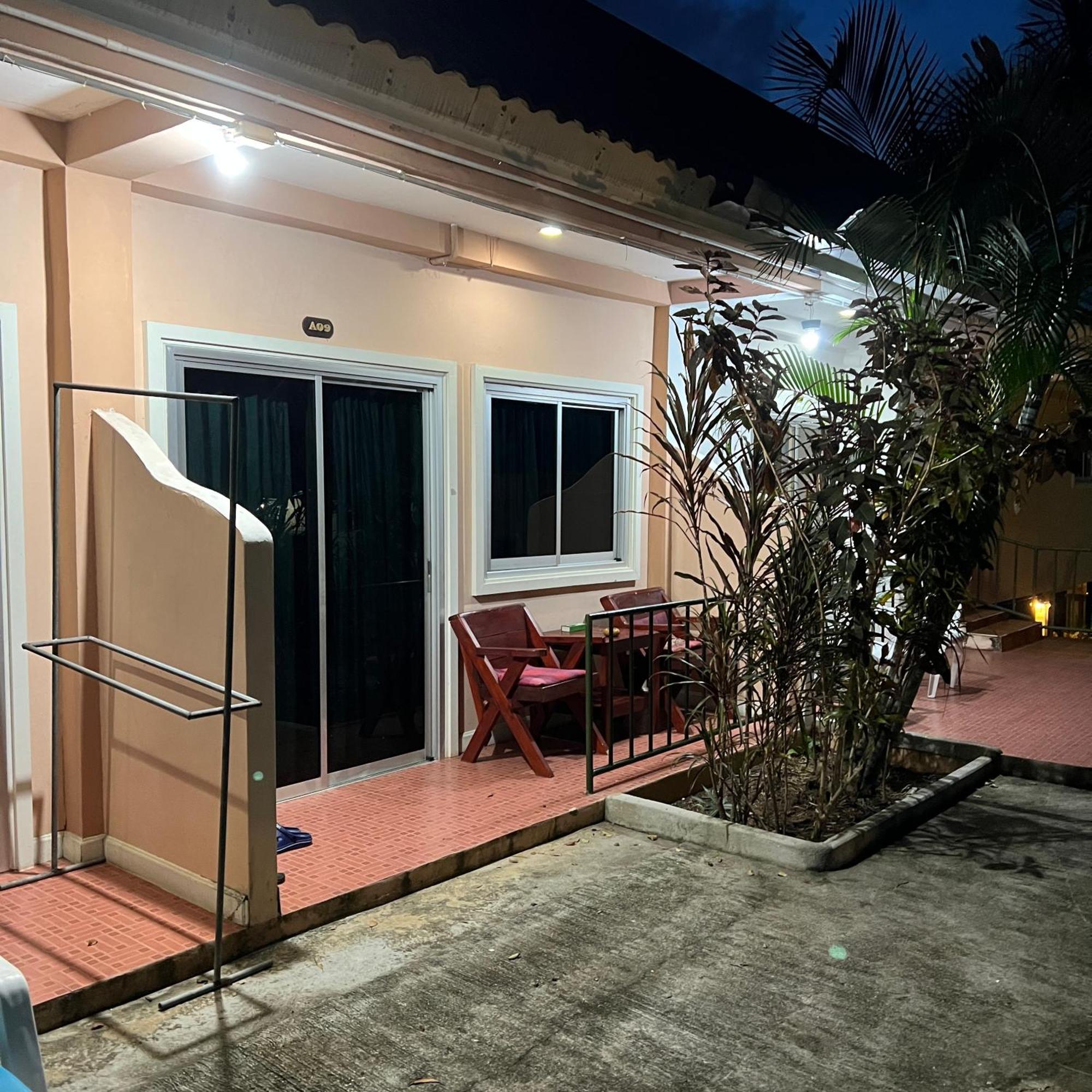 Kata Villa Merit Hill Bungalows Karon Dış mekan fotoğraf