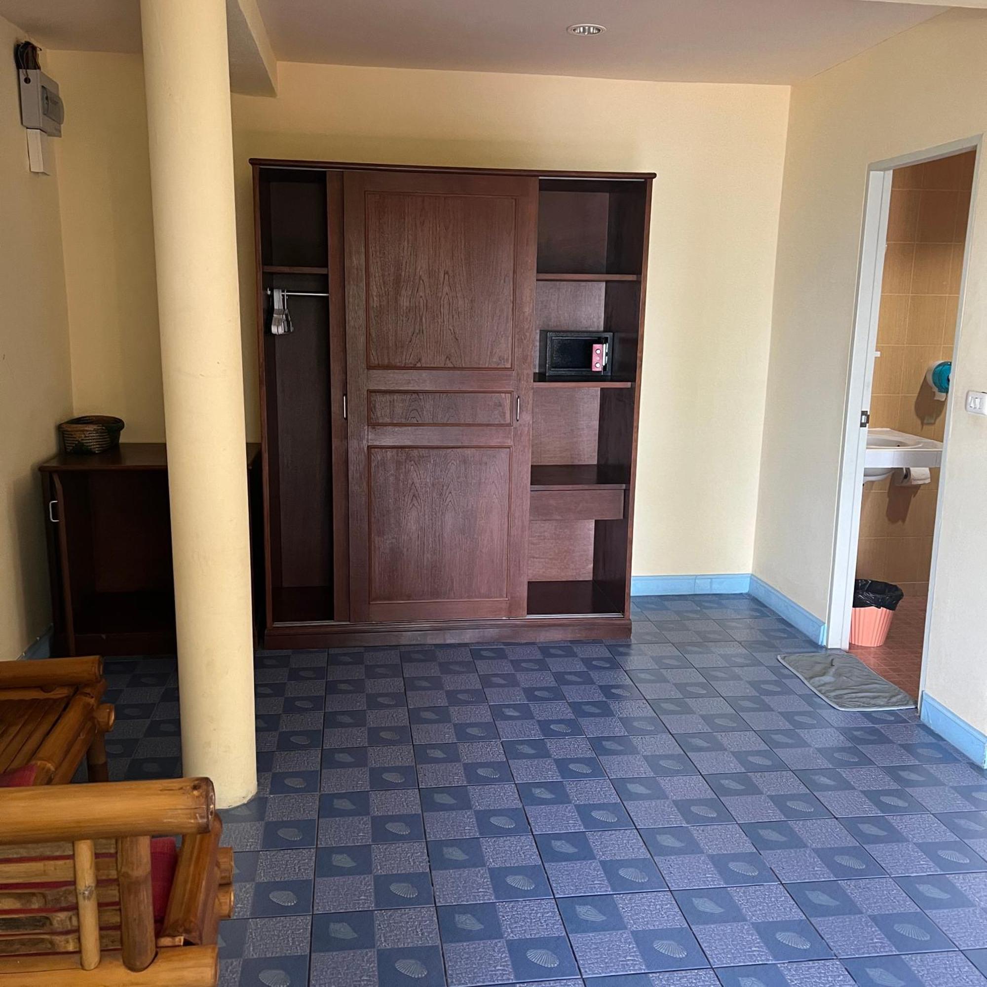 Kata Villa Merit Hill Bungalows Karon Dış mekan fotoğraf