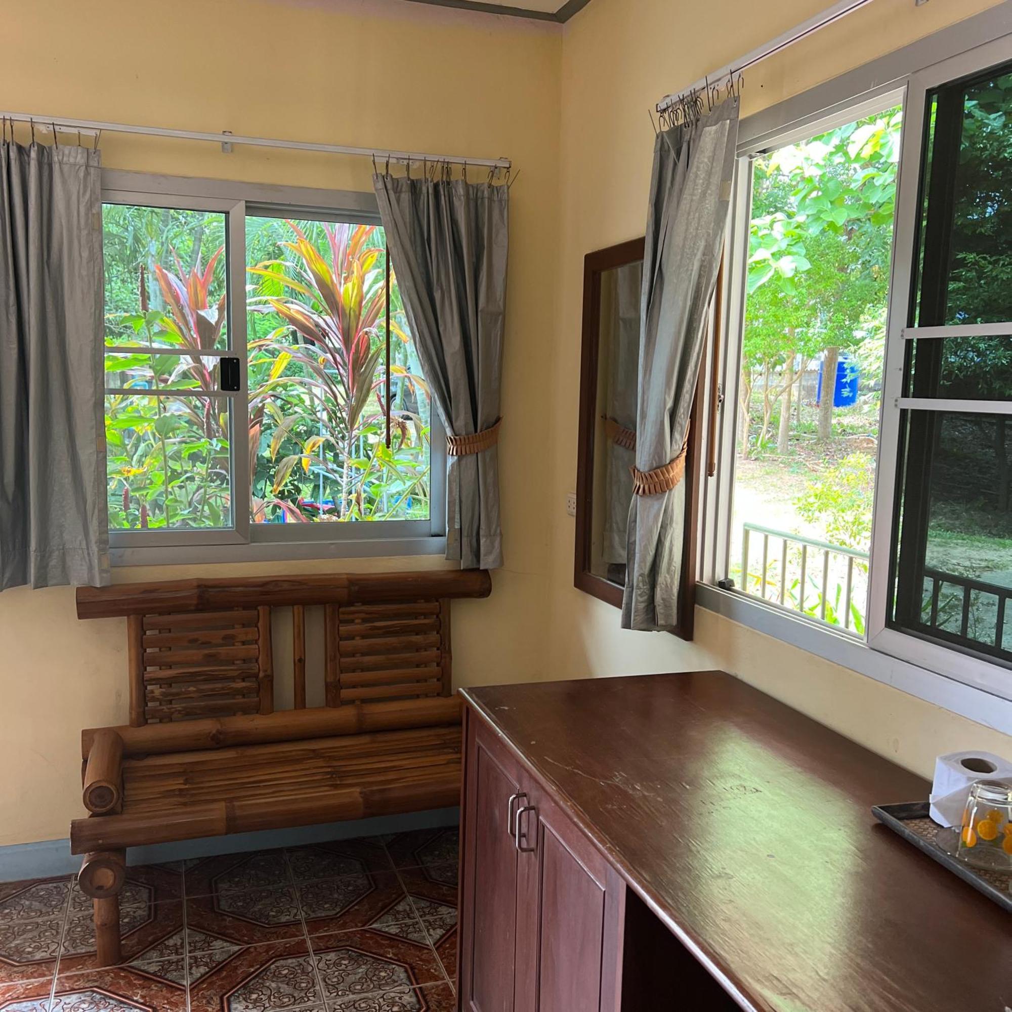 Kata Villa Merit Hill Bungalows Karon Dış mekan fotoğraf