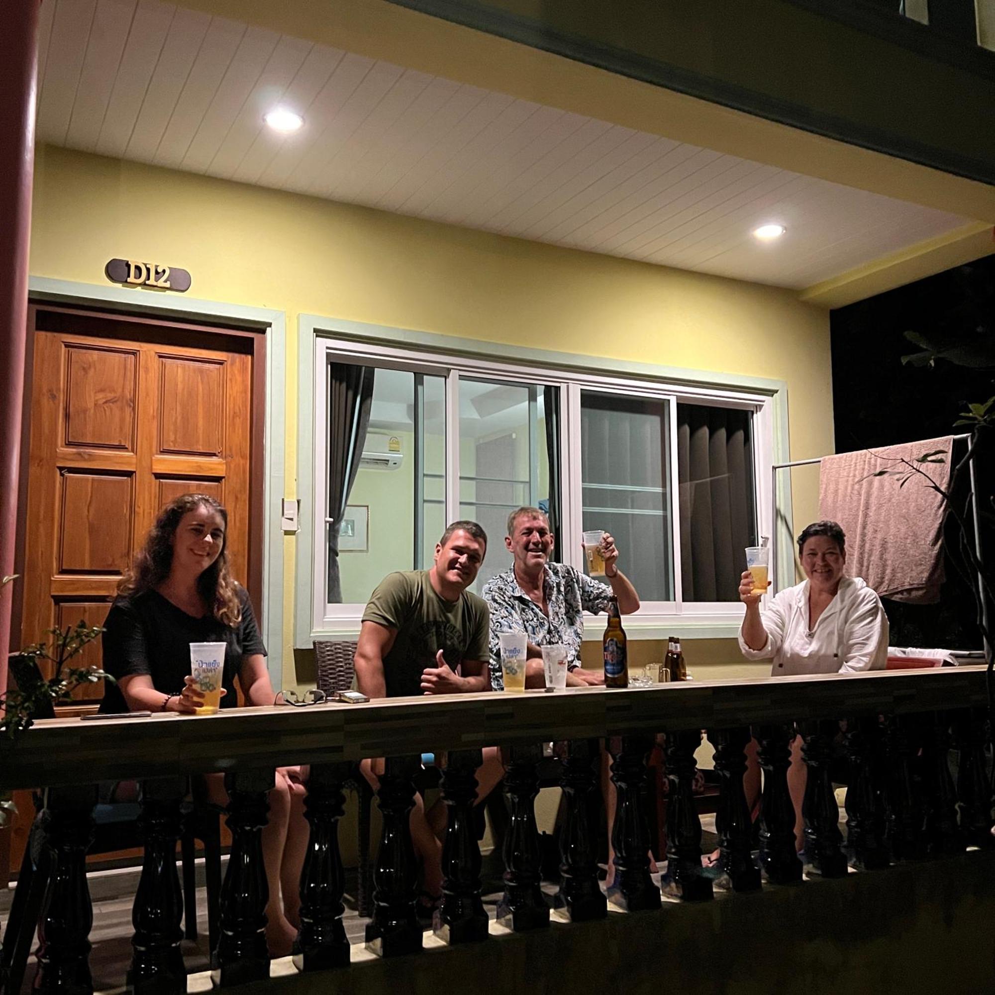 Kata Villa Merit Hill Bungalows Karon Dış mekan fotoğraf
